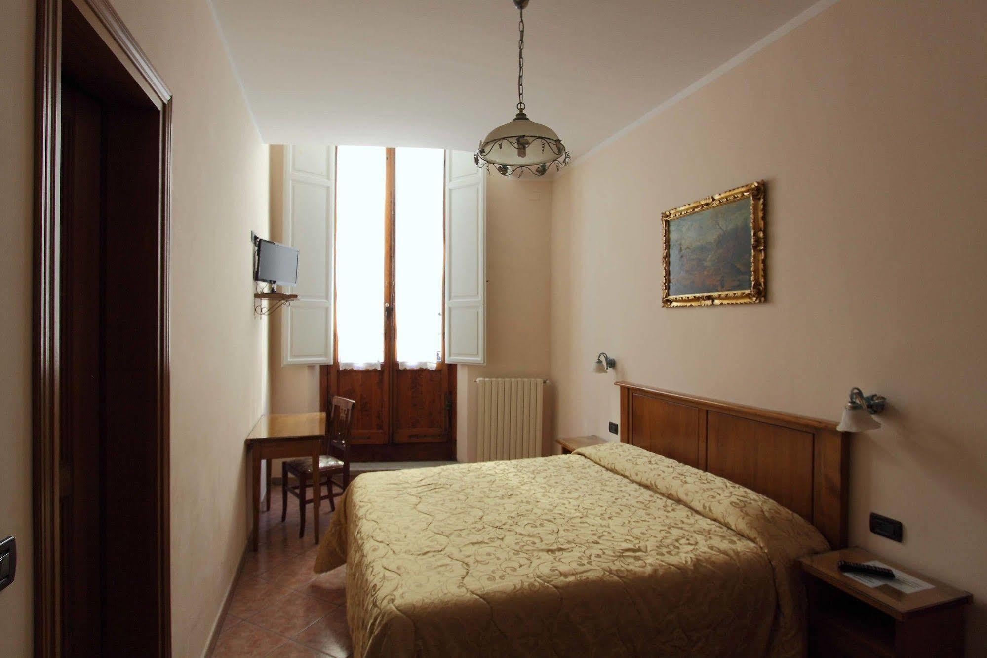 Hotel Margaret Florence Extérieur photo