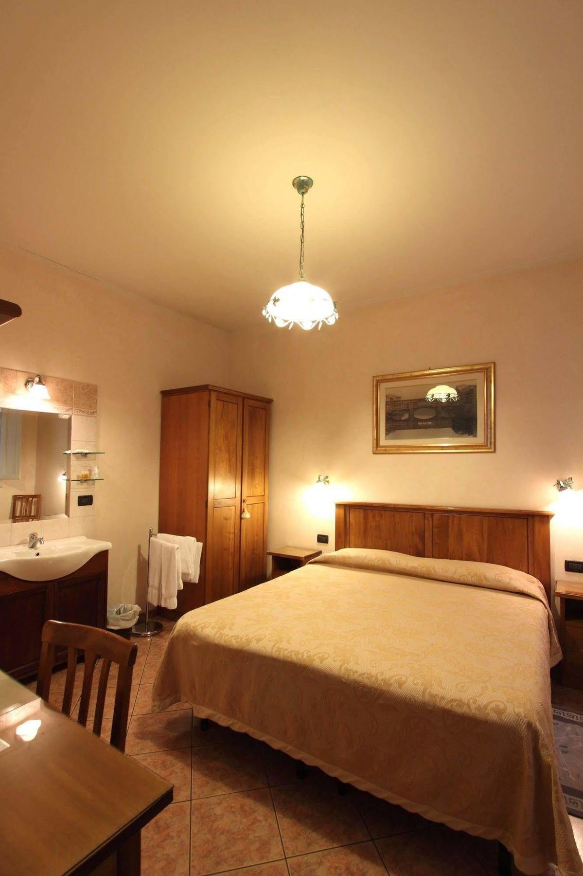 Hotel Margaret Florence Extérieur photo